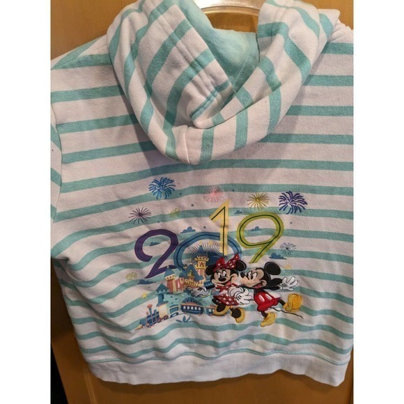 Disney‎ Parks 2019 new years Girls Embroidered Mickey & Minnie Zip Up Hoodie - Picture 2 of 2
